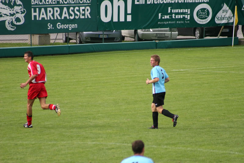 gal/Stadtturnier2007 - Spiel um Platz3 gegen Ahrntal/2007-08-12 SVR gg. SSV Ahrntal beim Stadtrurnier 049.jpg